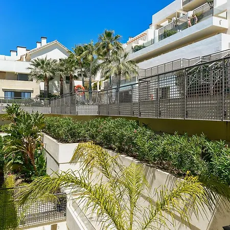 Monteros Hill Club Canovas * Marbella